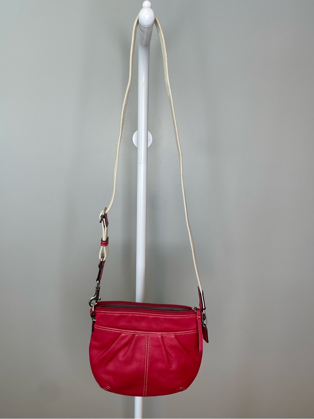 Coach Soho Pleated Swingpack Red Leather Crossbody Bag F42833 NWOT